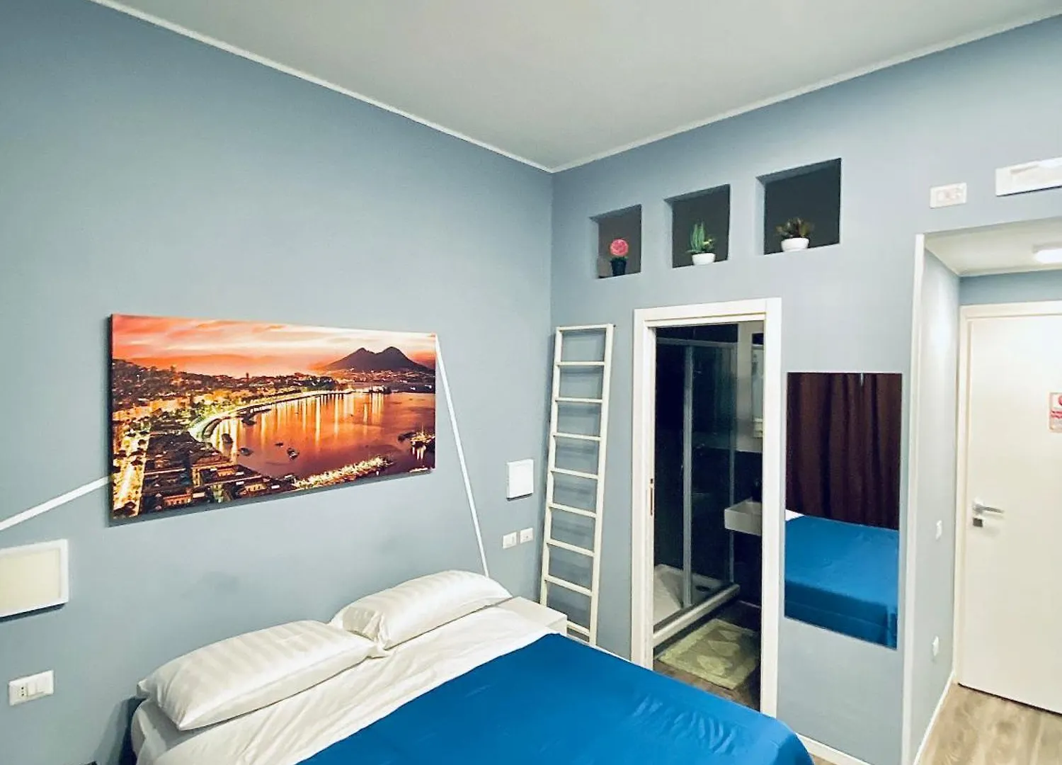 Rodino Rooms Naples 0*,  Italy